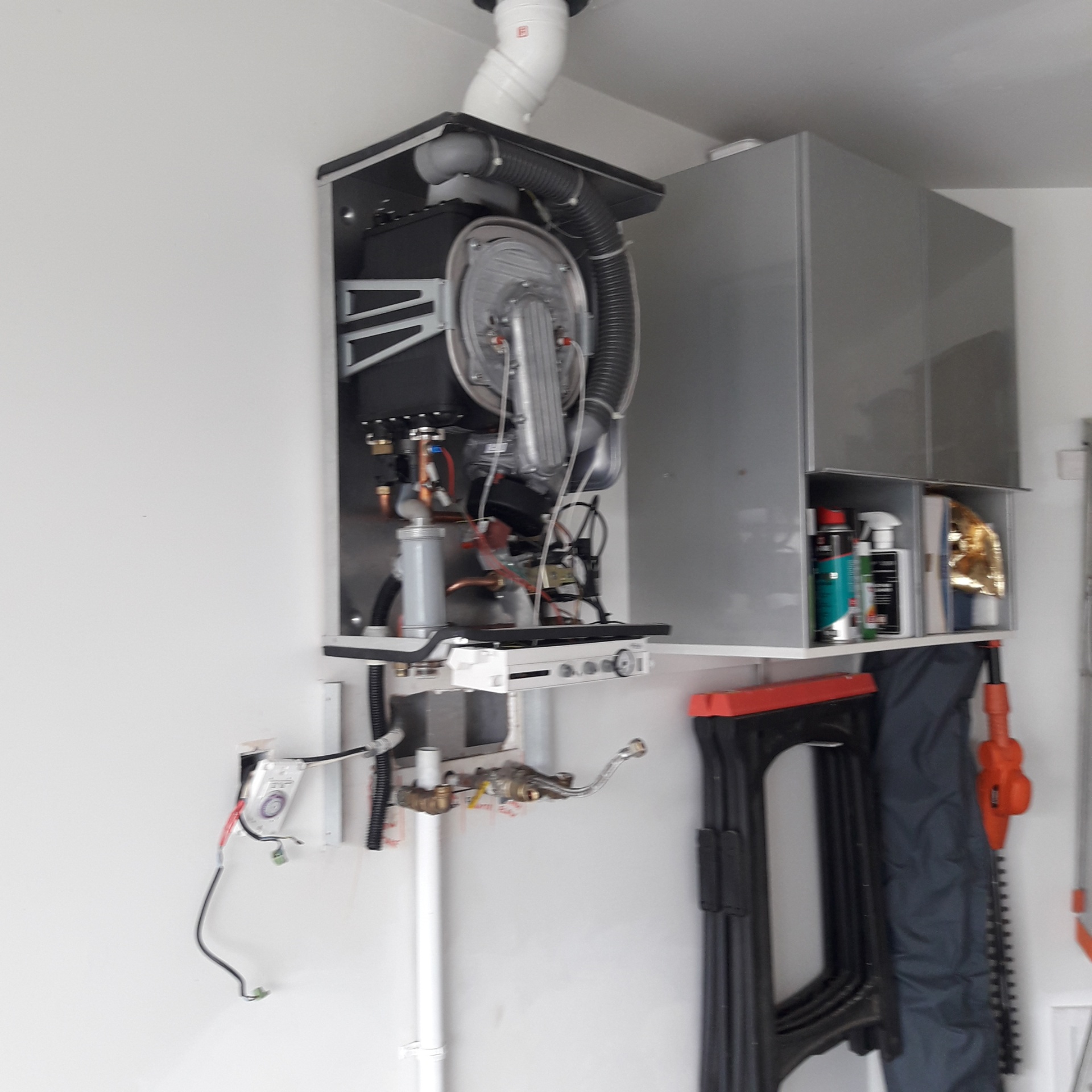 Hydronic boiler combustion service